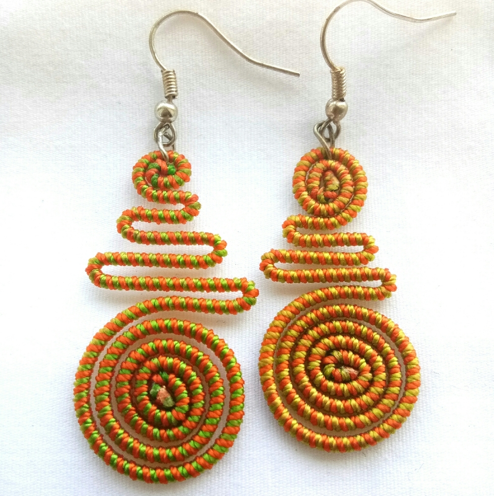 2/$8 NWOT Swirl Earrings Orange
